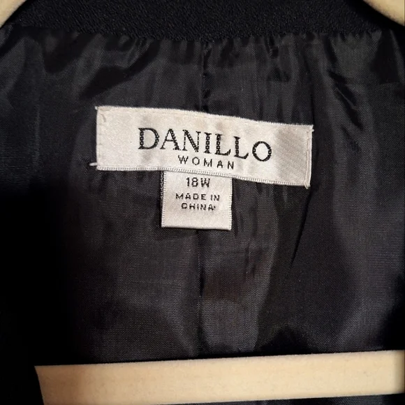 Danillo Woman 18W Vibrant Teal Blazer with Black Contrast and Polka Dot Pattern - Picture 4 of 6